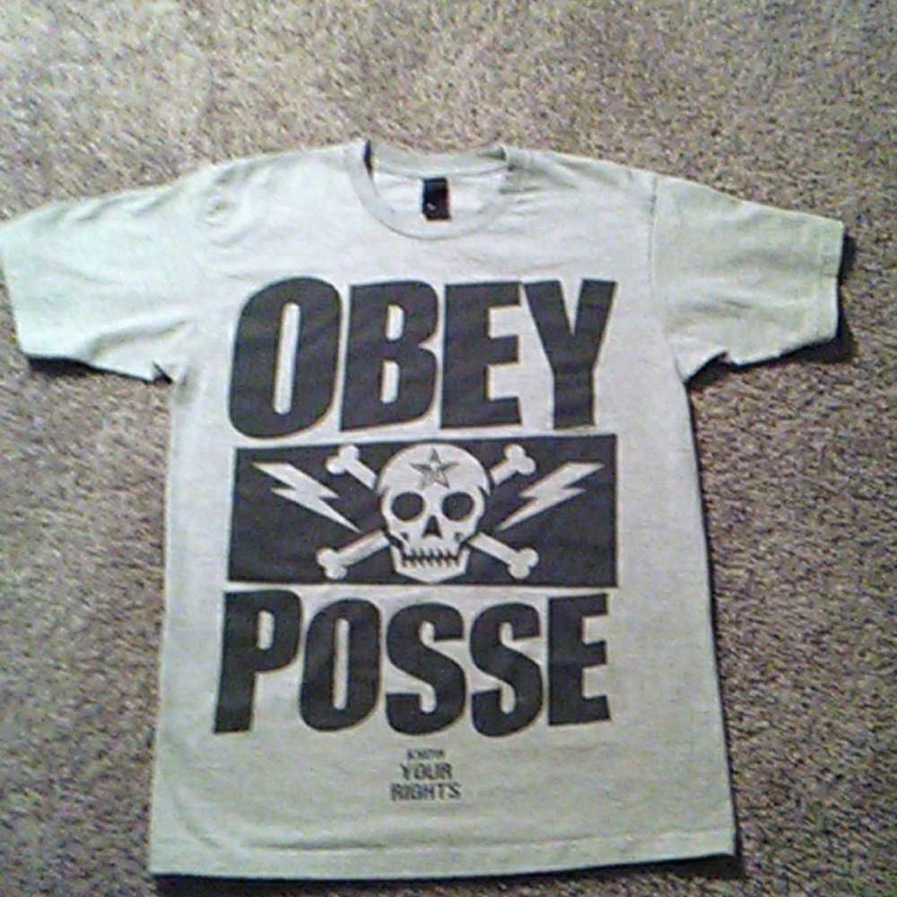 Obey T-shirt